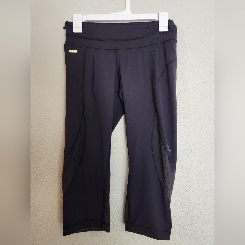 Lolë Cropped Atheltic Leggings Size Small